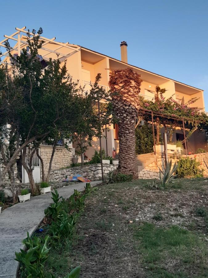 פודאצה Vila Neda מראה חיצוני תמונה